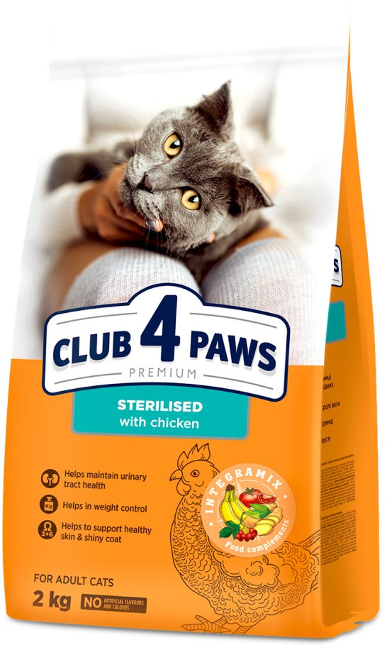 CLUB 4 PAWS Hrană uscată pentru pisici sterilizate, cu Pui